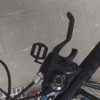 Vendo bicicleta MTB 26" marca FRIKE, 21 velocidades, de uso - Img 125972064