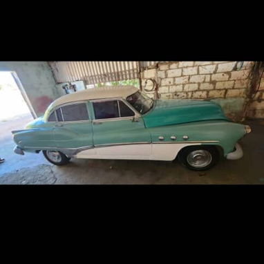 Sé vende este carro marca Biut 51 - 2/2