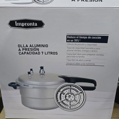 Olla de presión 7L marca Impronta 🏠 30 USD - 2/3