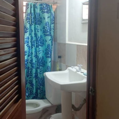 Se vende o se permuta casa en San Miguel del Padrón.calle 1ra - Img 125085220
