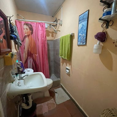 Se vende apartamento en bajos en Alamar - 7/10