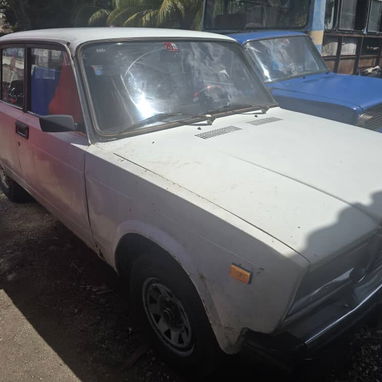 Vendo Lada 2107 -- Ganga con motor original reparado - Img 124155951