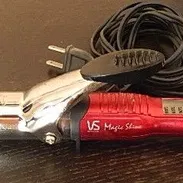 Plancha roja de pelo VIDAL SASSOON - Img 54920530