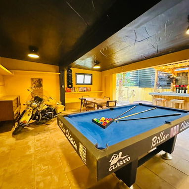 Alquiler de casa de lujo con piscina en el Vedado . Renta de casa de lujo por noches en el Vedado con piscina - Img 125752400