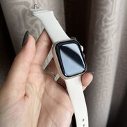Apple Watch serie 7  de 41mm impecable de 84% batería pero 0 detalle - Img 44840679