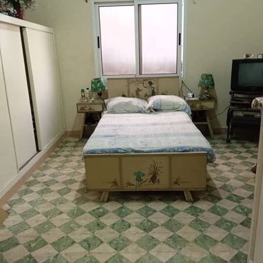 En venta casa de dos plantas, independiente en Miramar cercana a 7ma y 18. - Img 112963744