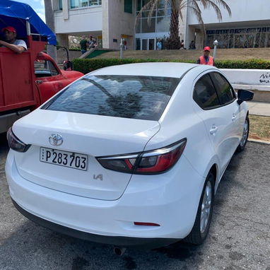!!Toyota yaris 2018, 19 mil usd  60 mil millas la habana!! - Img 126858441