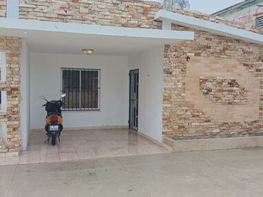 ➡️ Renta casa nueva con piscina en Boca Ciega, frente al mar - Img main-image