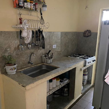 SE VENDE APARTAMENTO EN EL BAHÍA REPARTO ANTONIO GUITERAS HABANA DEL ESTE. - 3/10