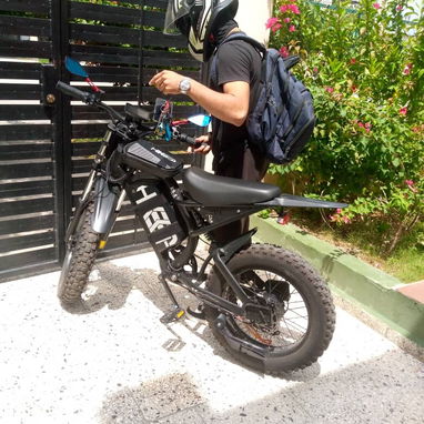 ¡Llegó la Reina de las Dirt Bike! ÚNICA en Cuba - 5/5