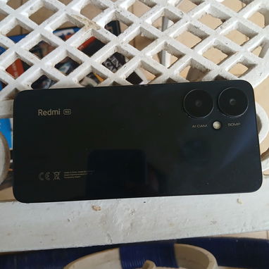 Xiaomi HyperOS. Redmi 13c 5G 128Gb - 3/3