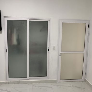 Carpintería de aluminio y cristalería - 8/10