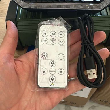 VENTILADOR ELÉCTRICO RECARGABLE – 40 USD - 4/5