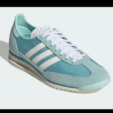 Tenis y chancletas Adidas originales en venta!! - Img 118157917