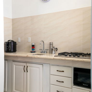 Se renta confortable apartamento a 2 cuadras de Malecón 🌊 - Img 122436115
