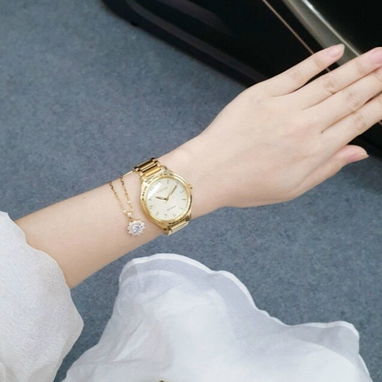 RELOJ CITIZEN ECODRIVE WEEKENDER (EM0752-54P) DE MUJER , NUEVO A ESTRENAR , 35MM EN ACERO INOXIDABLE DORADO 58049738 - Img 115839664
