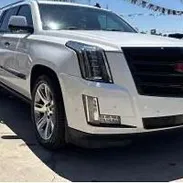 Cadillac Escalade versión Platinum del año 2020 por un precio insuperable .Este majestuoso vehículo de alta gama - Img 57150095