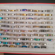 Anillos de acero inoxidable para hombres y mujeres. Dispensador de agua Automático recargable 15usd - Img 51080156