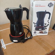 40 USD 30 USD a partir de 7 Cafetera eléctrica de 6 tazas Rojas y negras - Img 57501603