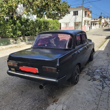 Vendo moskvich 2140 caminando perfectamente 7500usd me ajusto con dinero en mano 54321400 - Img 120028349