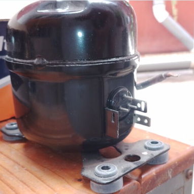 Vendo compresor nevera 7 pies fuera servicio - Img 124157201