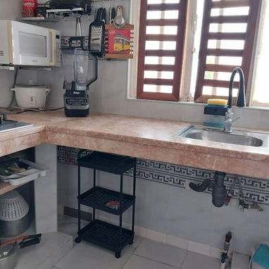 Renta fija apartamento 2cuartos en 5ta y Paseo - Img 122272233