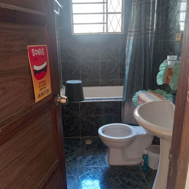 Venta de 2 casas en 1 - 7/9