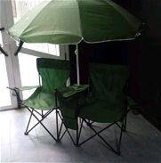 Sombrillas de playa con sillas y nevera de mantenimiento - Img 45947241