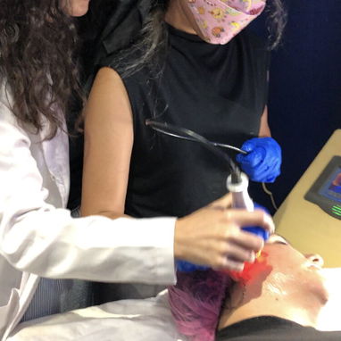 🍀 Shae’s Aesthetic Center te ofrece formaciones sólidas. Educamos profesionales en todos los ámbitos de la estética. - Img 118726037