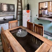 Mesa de 6 comensales y mueble metálico - Img 55913613