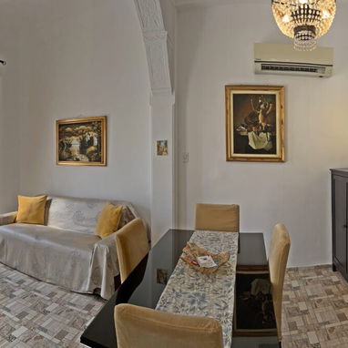 J Apartamento de renta en la Habana Vieja con respaldo energético🌟/House for rent/Rent appartment in Havana HAV-008B 🌴 - 3/10