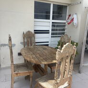 Mesa de comedor, de madera buena - Img 45629784