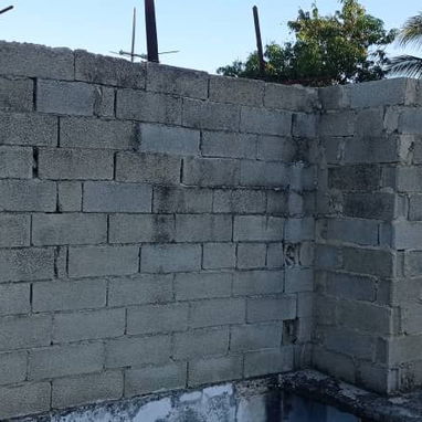 *$8500usd SIN AJUSTE. En venta casa con garaje en Arroyo Naranjo, Los Pinos. - Img 116364787