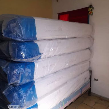 Todo nuevo cama con colchón konfort en su nailon cameros - Img 122469087