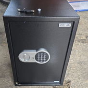 -Caja fuerte Royal 43L - Img 54356518
