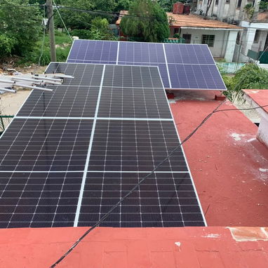 Se montan paneles solares hacemos la estructura fuerte y con estética - 9/10
