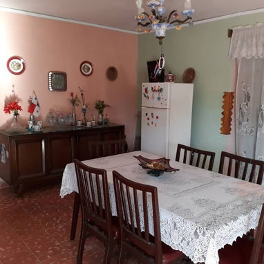 Se vende casa con todo adentro - Img 124829852