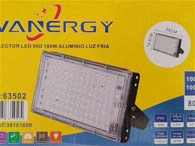 Reflectores LED de 100W nuevos en caja - Img main-image