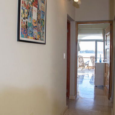 SE VENDE CASA INDEPENDIENTE DE LUJO, SALIDA AL MAR, MARINA HEMINGWAY TOTAL 458.7m² - 3/10