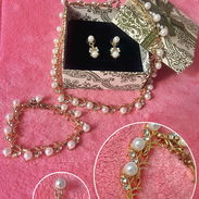 Juego de gargantilla, pulso y aretes - Img 56234369