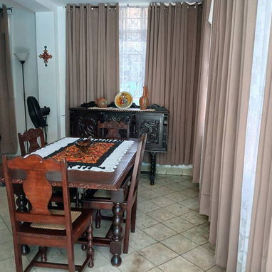 Excelente Casa disponible para Renta en Playa. Amplia experiencia con diplomáticos y empresarios. 535 9424442 - Img 122977222