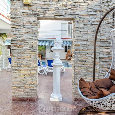 Villa de lujo en PLAYA! piscina, respaldo eléctrico, 5 habitaciones, terraza - Img 114558430