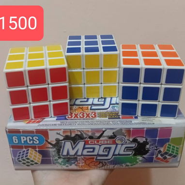 Rompecabezas para niños y adultos, juego de serpientes y escaleras,dados traslúcidos cubo de Rubik, cartas Uno, etc.. - Img 116463325