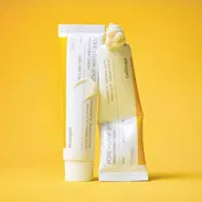 ✨💛Celimax Crema Antimanchas Iluminadora✨💛 Crema facial iluminadora diseñada para tratar manchas oscuras, marcas post-a - Img 56897452