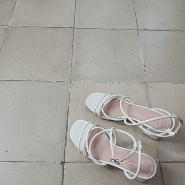 vendo estas cositas - 4/10