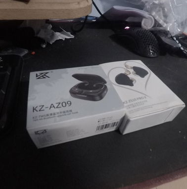 Vendo  Auriculares profesionales IEM KZ ZS10 PRO X con kit de conversion  inalambrico - Img 88748490