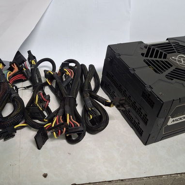 Fuente XFX Pro 1000w platinum, limited black edition full modular - 2/3