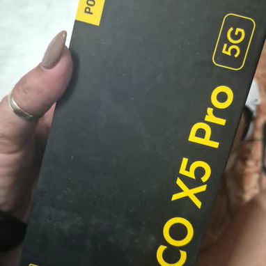 Teléfonos celulares nuevos en su caja listos para estrenar - 6/10