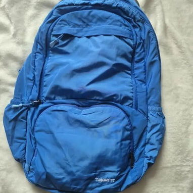 MOCHILA ESTILO BOLSITA. Ligera y practica. US$13.00 - 2/4