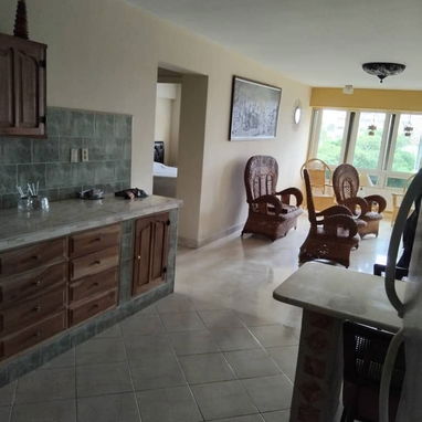Espectacular apto en excelente zona del Vedado. Oportunidad de inversión!!!! - Img 117765781